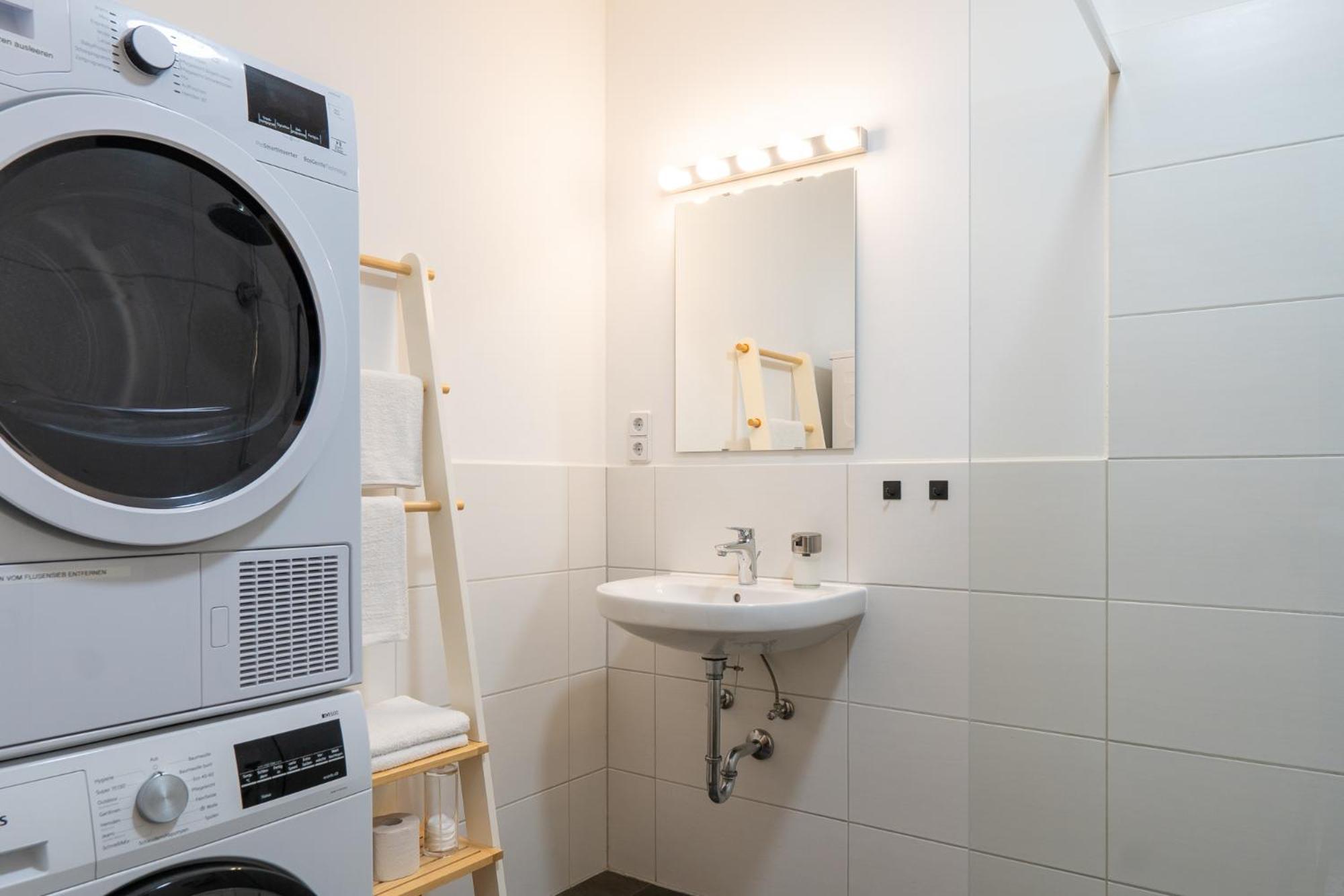Luxurioeses Apartment, 10Min Innenstadt, Parkplatz Erfurt Esterno foto